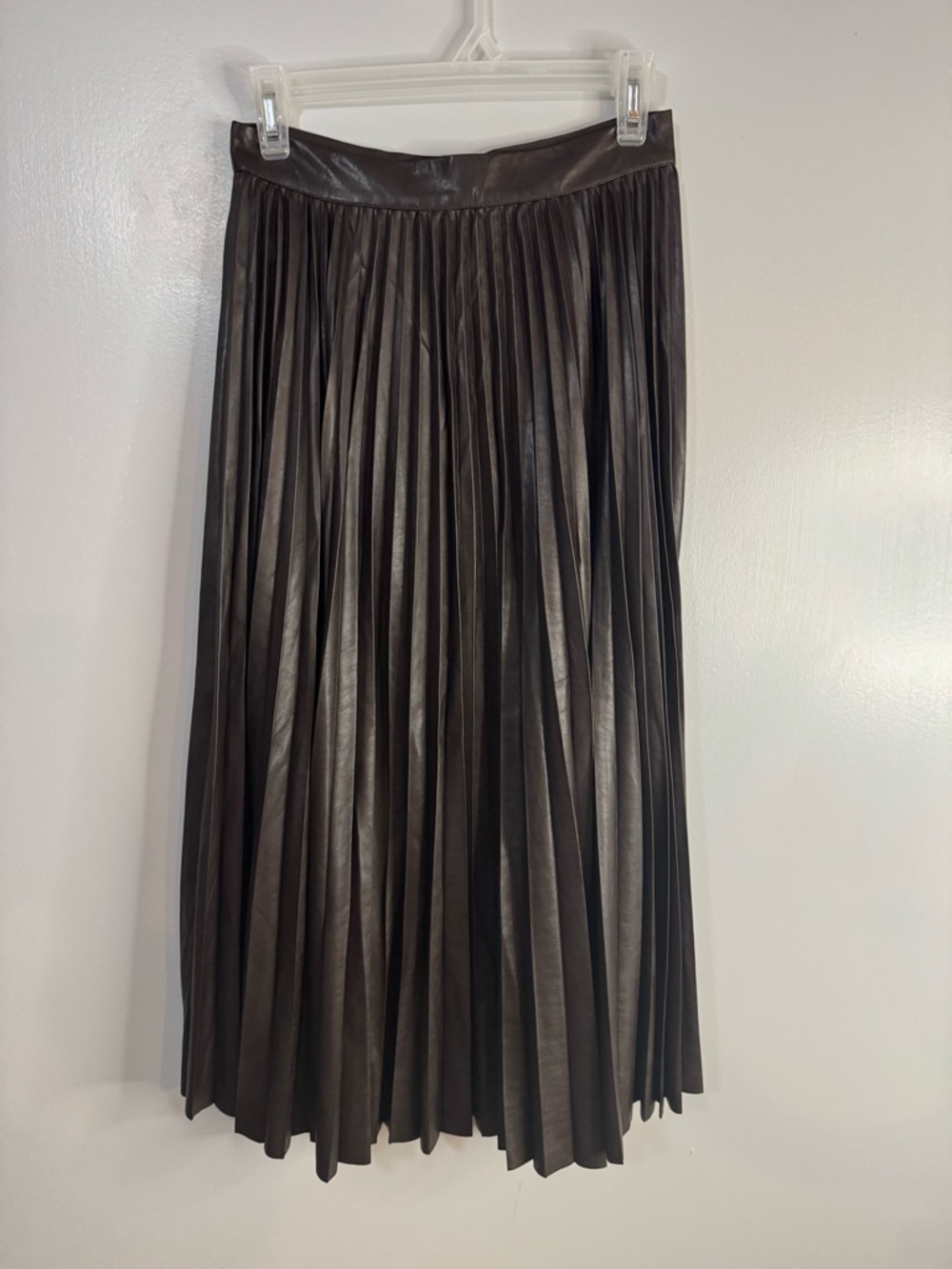 BCBGMaxAzria Pleated Faux Leather Midi Skirt Size XS Chocolate Brown